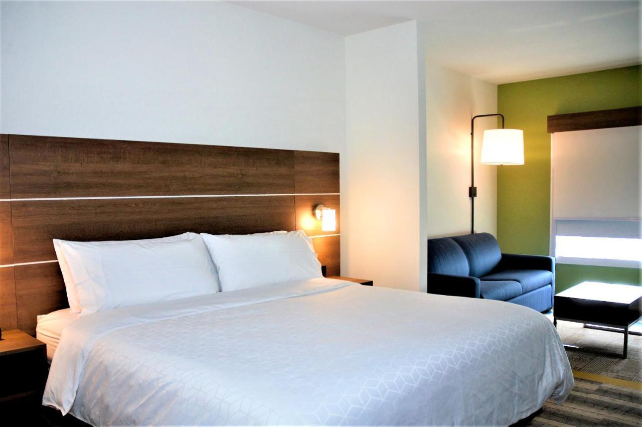 Holiday Inn Express & Suites - Edmonton Sw - Windermere By Ihg Екстериор снимка