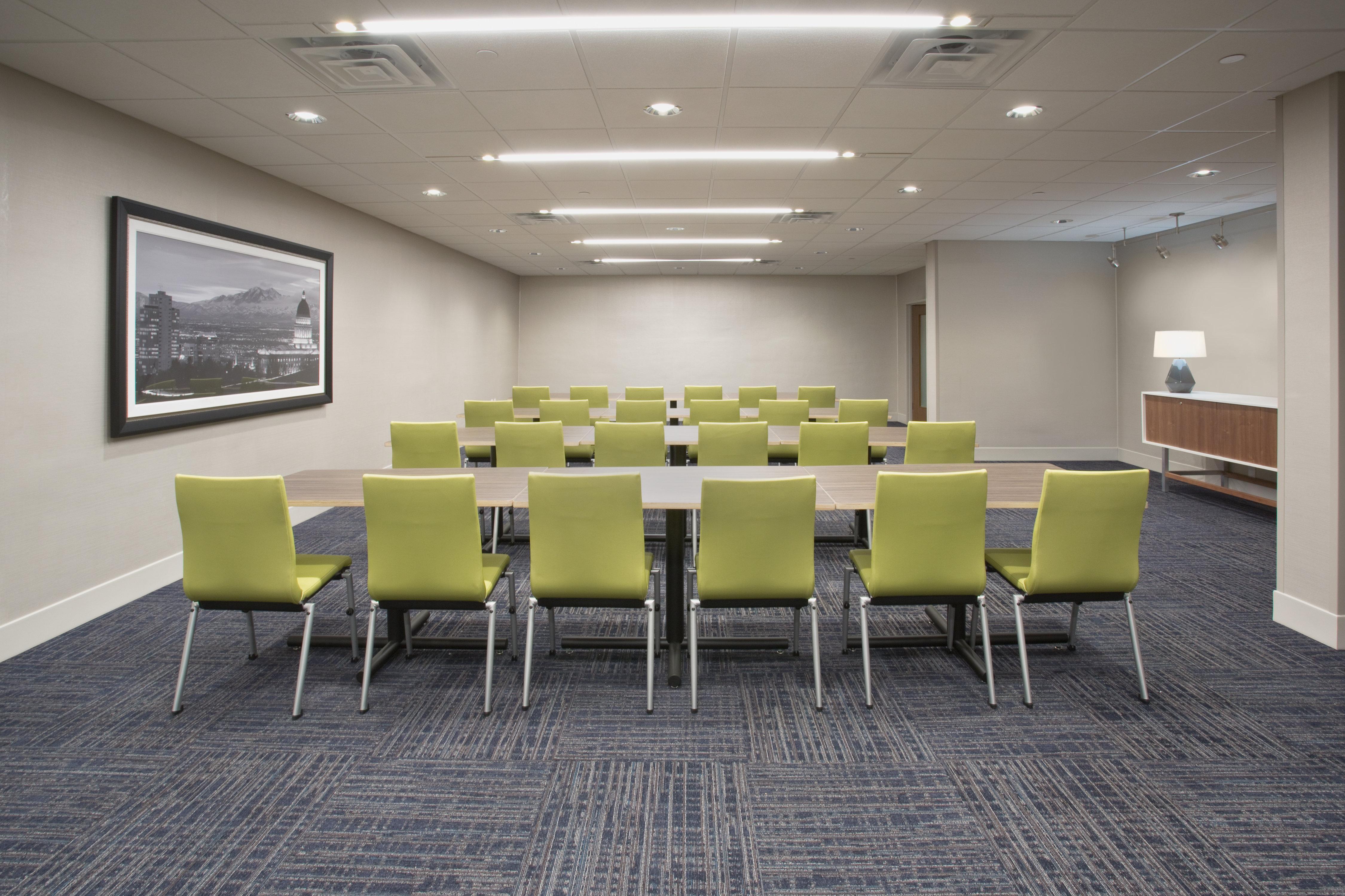 Holiday Inn Express & Suites - Edmonton Sw - Windermere By Ihg Екстериор снимка