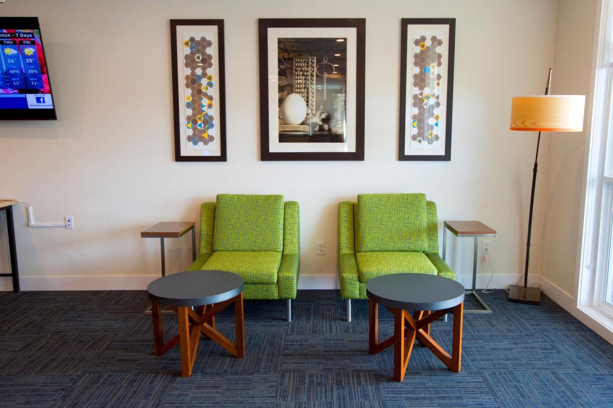 Holiday Inn Express & Suites - Edmonton Sw - Windermere By Ihg Екстериор снимка