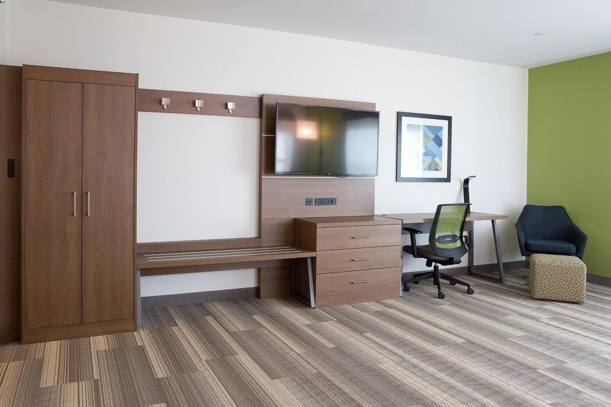 Holiday Inn Express & Suites - Edmonton Sw - Windermere By Ihg Екстериор снимка
